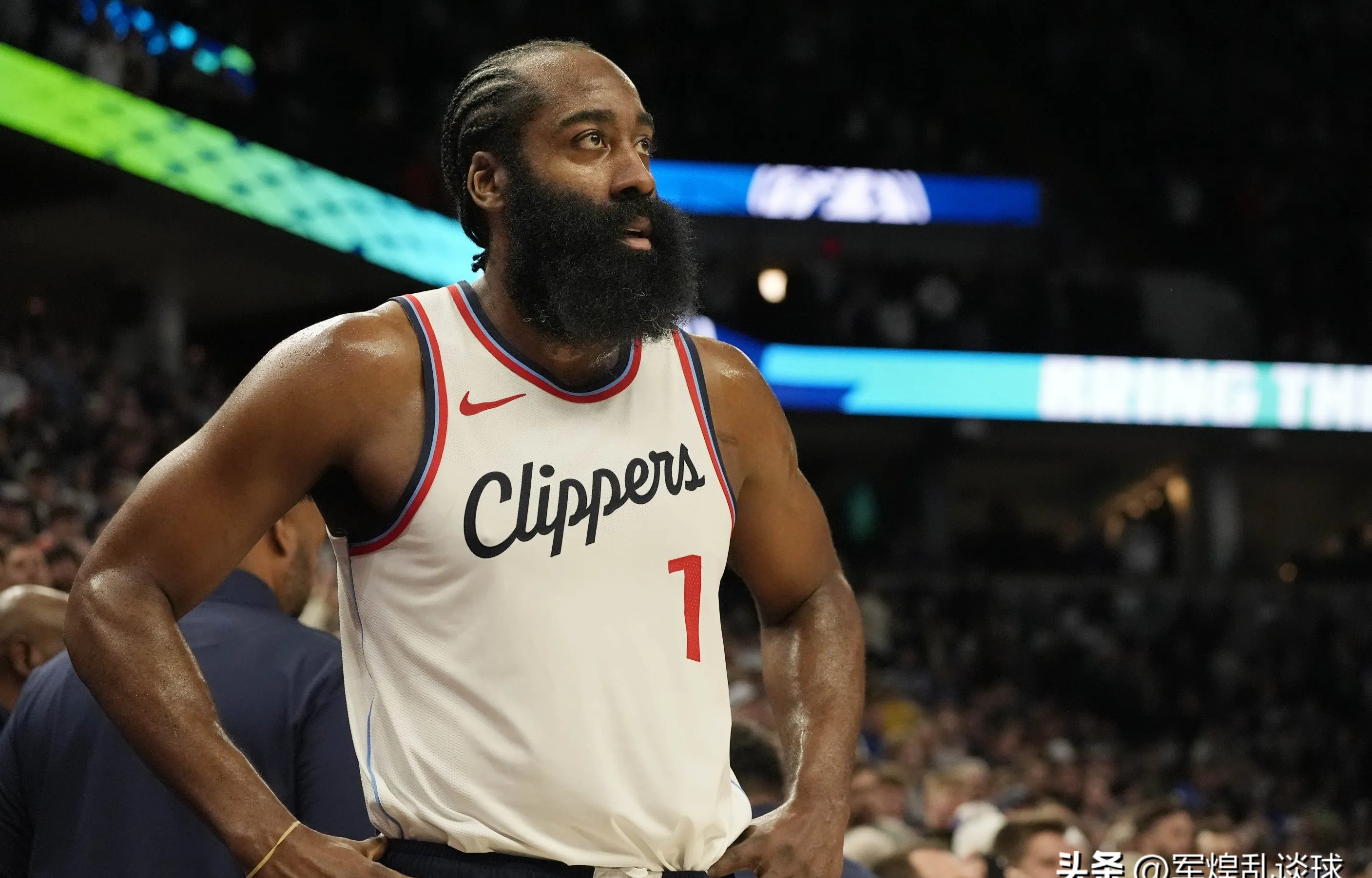 哈登官方宣布晋级下一阶段新规,TL引发争议!上演精彩一战(秦晋之好简介) 哈登官方宣布晋级下一阶段新规,TL引发争议!上演精彩一战(秦晋之好简介)